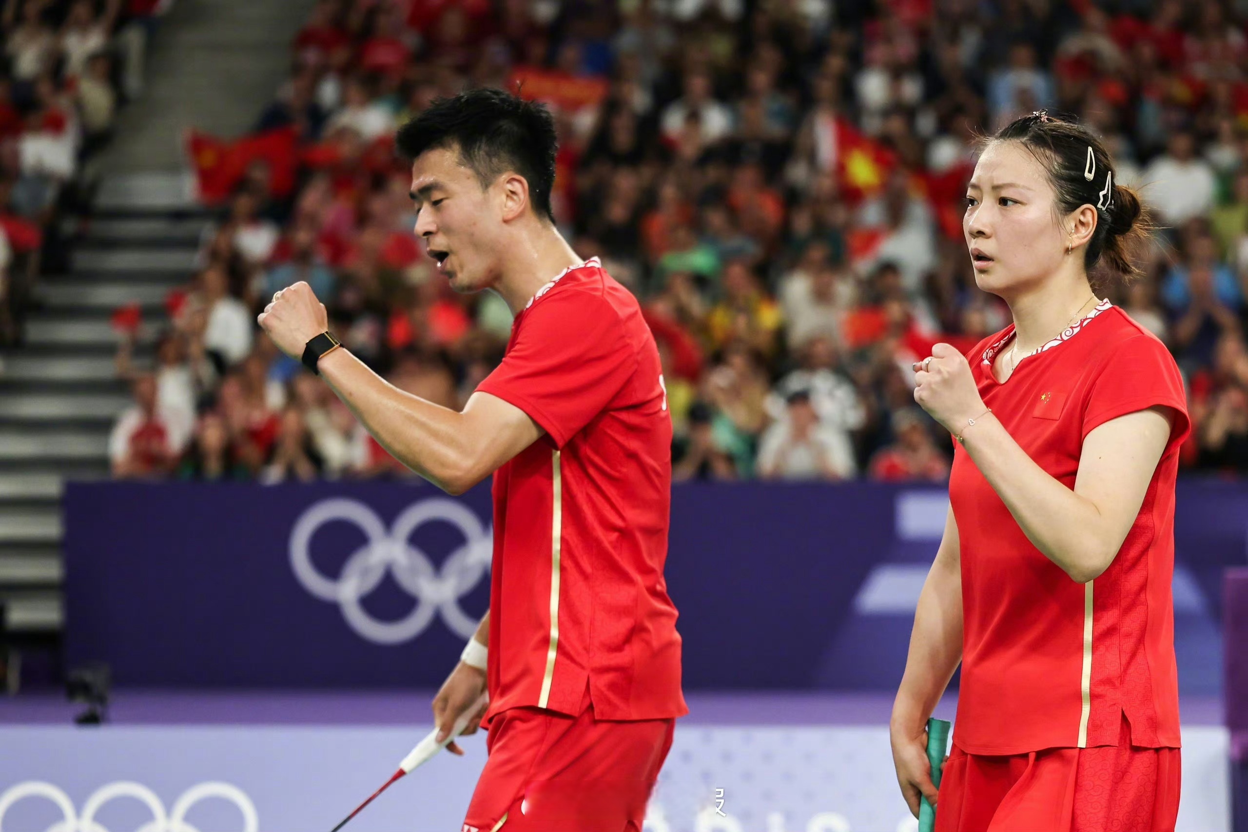 包含法国队绝杀德国队，郑思维惊艳四座的词条