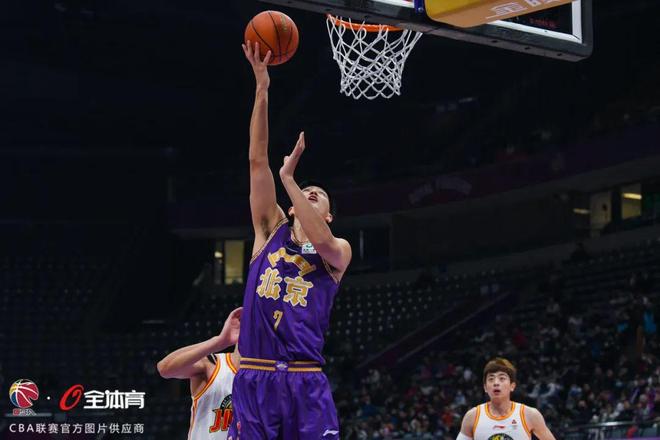 开云体育下载-中国队绝杀马来西亚队，辛杜状态火热